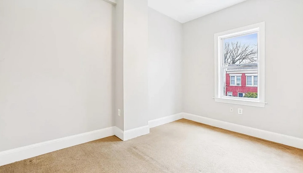 Building Photo - 1610 4th St NW