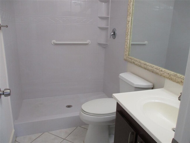 Building Photo - 22017 Palms Way