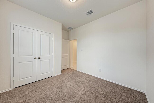 Building Photo - 1636 River Plateau Dr