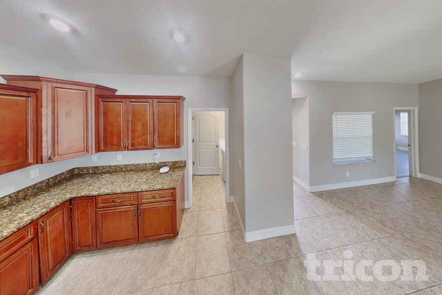 Building Photo - 7438 Watson Ln