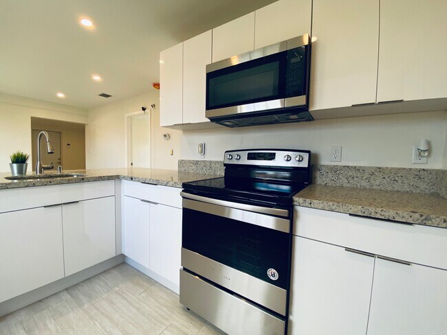 Building Photo - 12130 SW 215th St