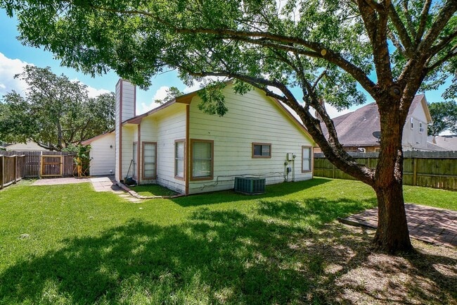 Building Photo - 12655 Mill Wheel Ln