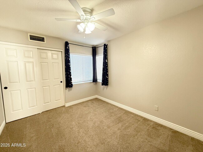 Building Photo - 3942 W Rene Dr