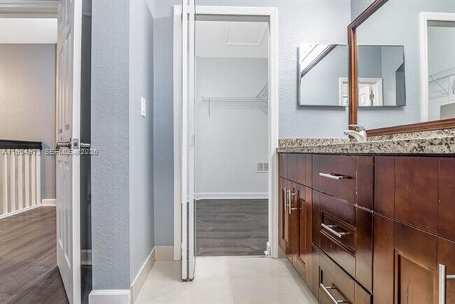 Building Photo - 11507 NW 77th St