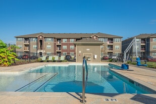 Building Photo - Villas at Colt Run Apartments