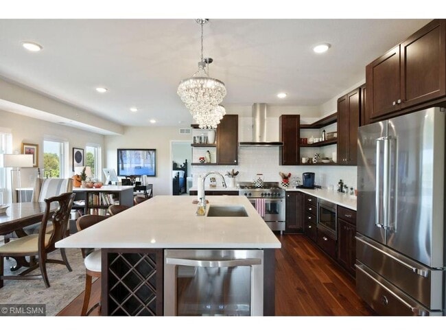 Building Photo - 2810 W 43rd St