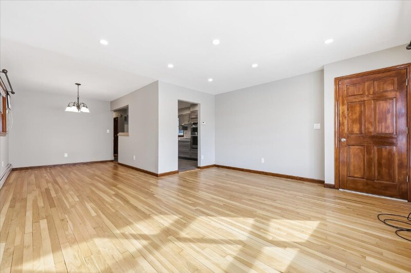 Building Photo - 358 Cator Ave