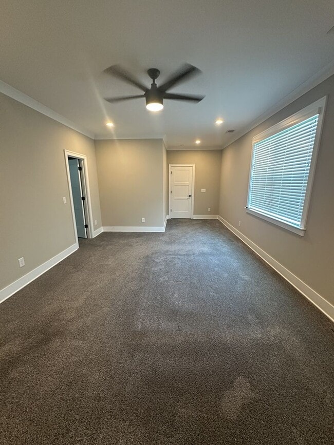 Building Photo - 6228 Pine Marr Dr