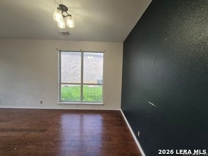 Building Photo - 712 Moss Wood