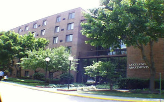 Building Photo - Lakeland Apartments