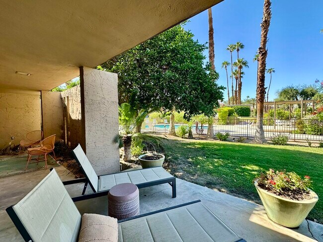 Building Photo - 76705 Sandpiper Dr