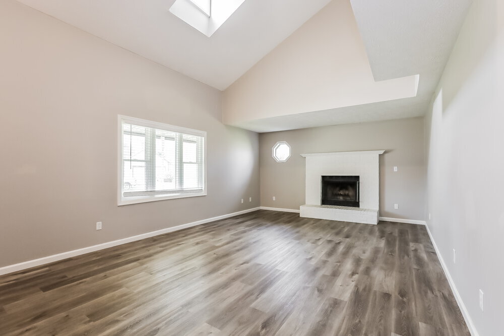 Building Photo - 8460 Countryside Ct