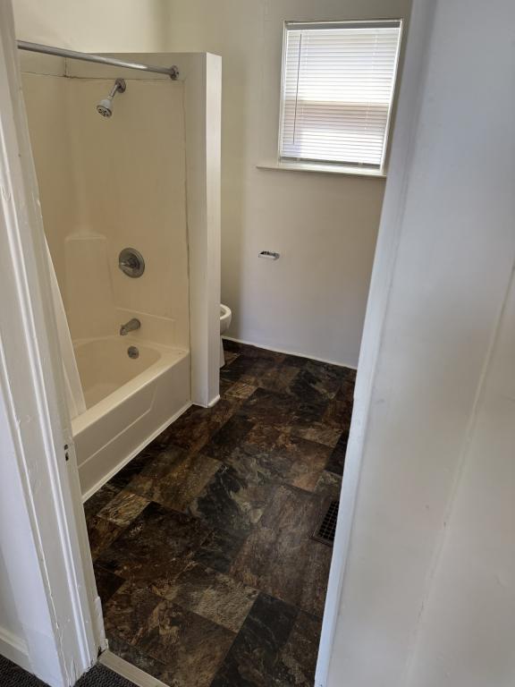 Building Photo - 501 S 19th St