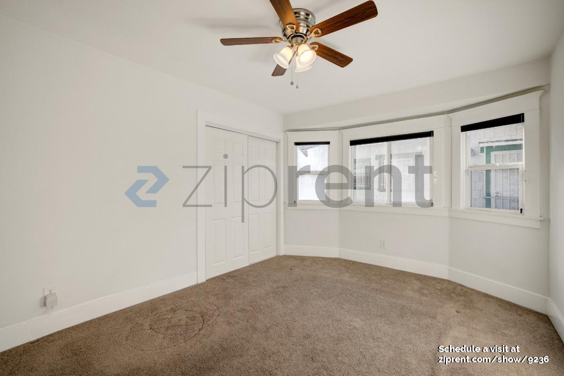 Building Photo - 4315 La Salle Ave