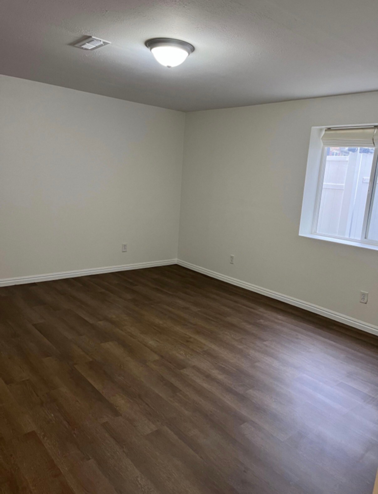 Building Photo - 6651 S Interlochin Ln