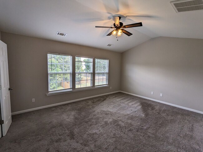 Building Photo - Arbor Hills University Area Corner Lot