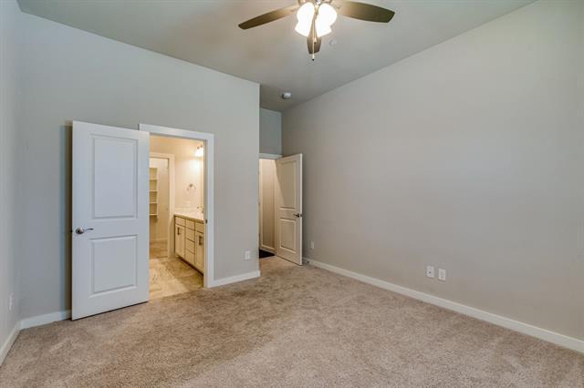 Building Photo - 1237 Pebblebrook Dr