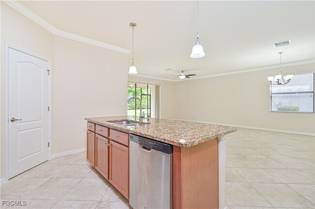 Building Photo - 8979 Water Tupelo Rd