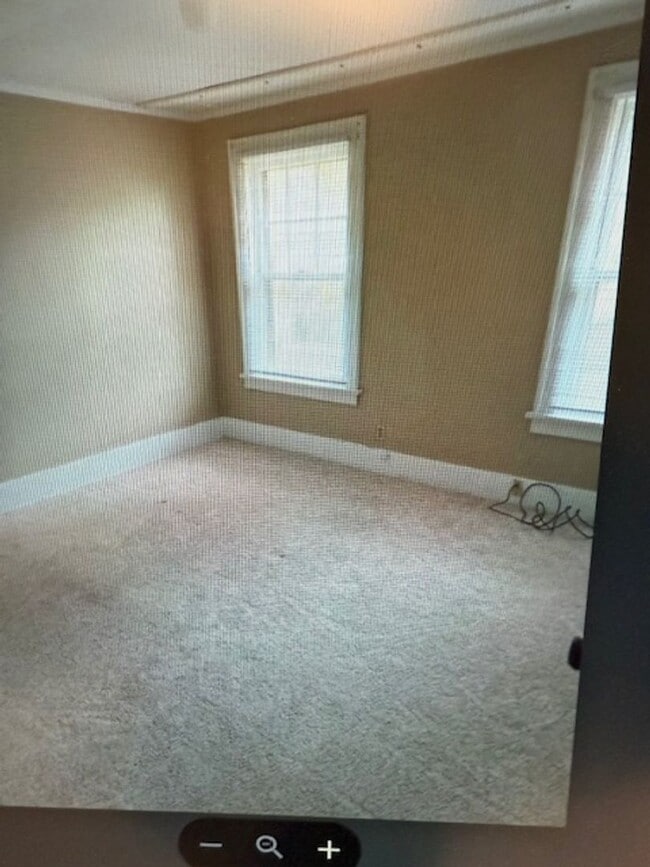 Building Photo - 1212 N Frink St