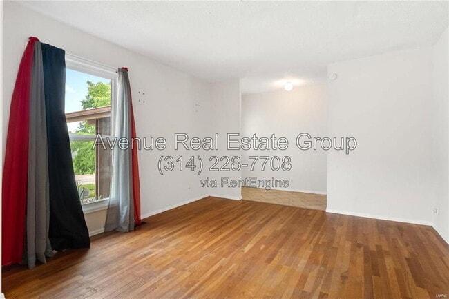Building Photo - 3726 Briargrove Dr