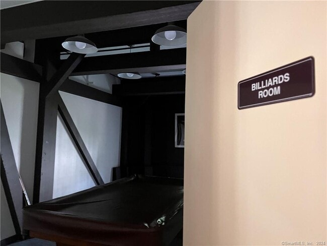 Building Photo - 60 Olcott Way