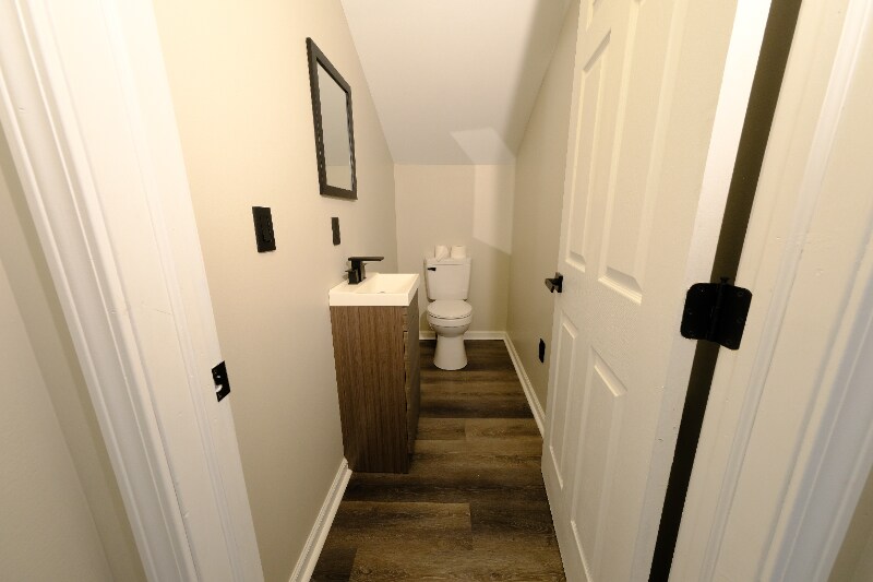 Building Photo - 246 Gorham St