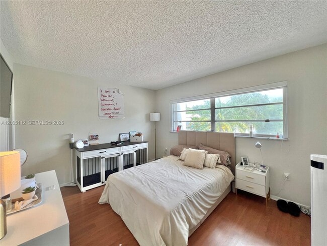 Building Photo - 8114 SW 81st Ter