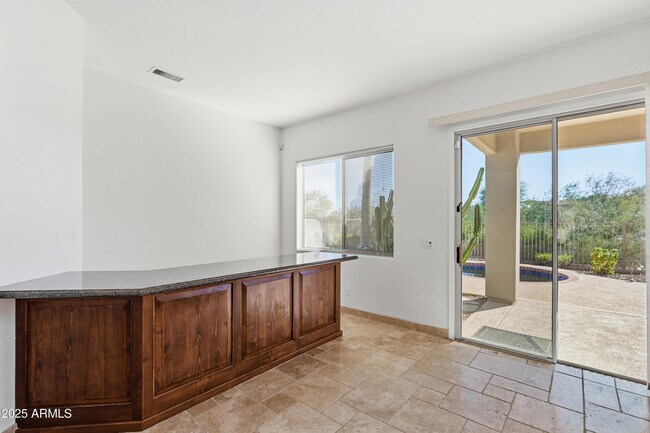 Building Photo - 15707 E Cactus Dr