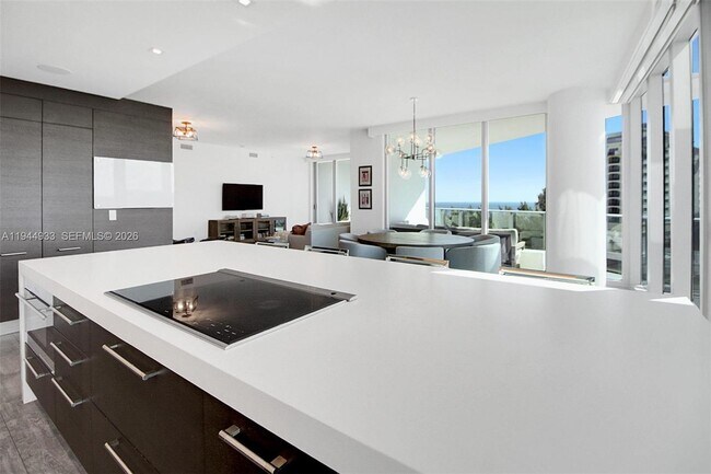 Building Photo - 701 N Fort Lauderdale Beach Blvd