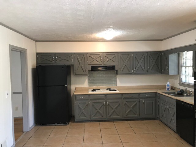 Building Photo - 5670 Morning Creek Cir