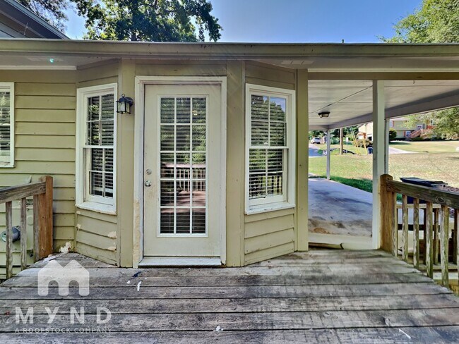 Building Photo - 2475 Suncrest Ct