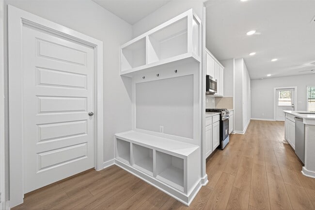 Building Photo - 8514 Blueberry Ash St