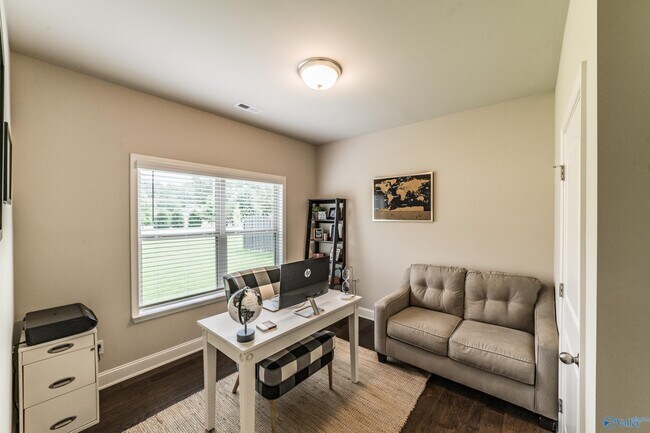 Building Photo - 9097 Segers Trail Loop