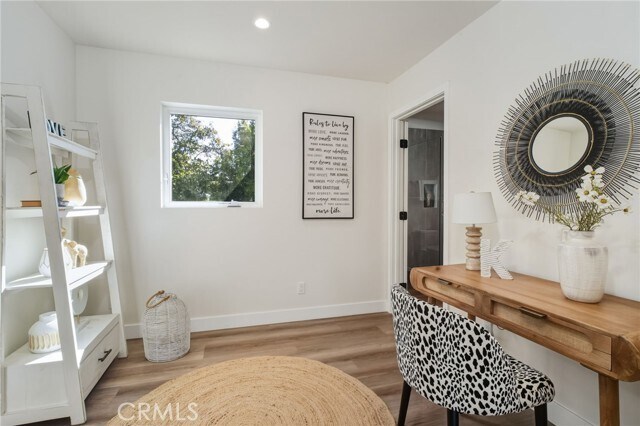 Building Photo - 2536 Cotner Ave