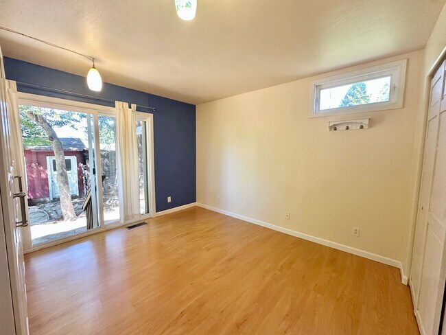 Building Photo - Lovely 3bd+/2ba Home in San Rafael
