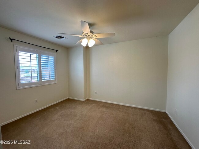 Building Photo - 1077 W Sea Star Dr