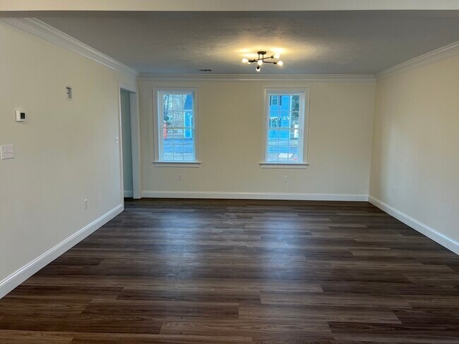 Building Photo - 2 Hummingbird Path