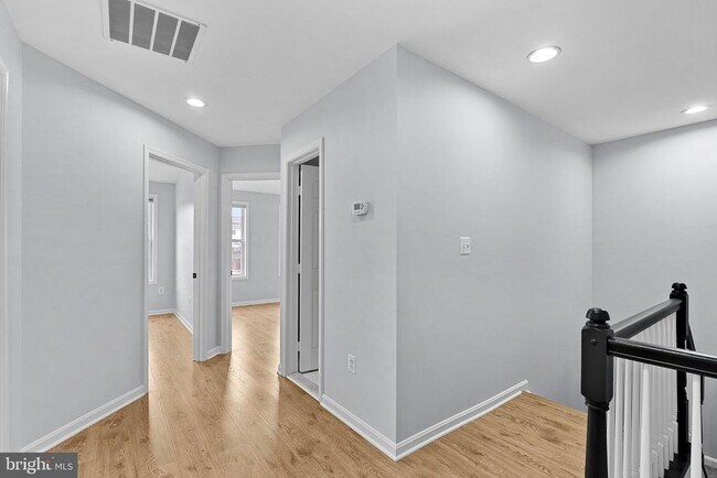 Building Photo - 13584 Cedar Run Ln