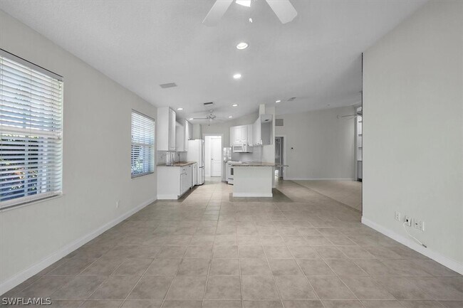 Building Photo - 5065 Ventura Ct