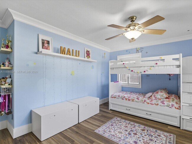 Building Photo - 2648 NE 26th Ave