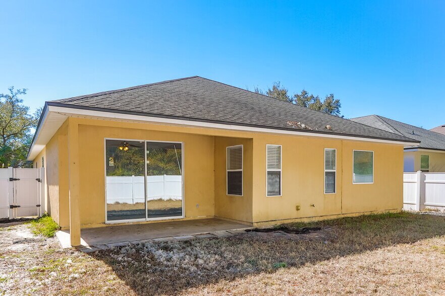 Building Photo - 3092 Litchfield Dr