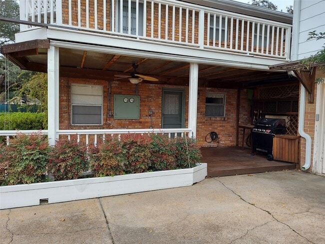 Building Photo - 2821 Eastgrove Ln