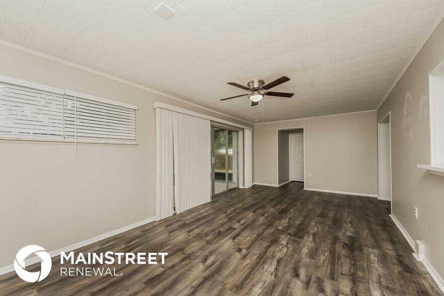 Building Photo - 2803 Glendora Ave