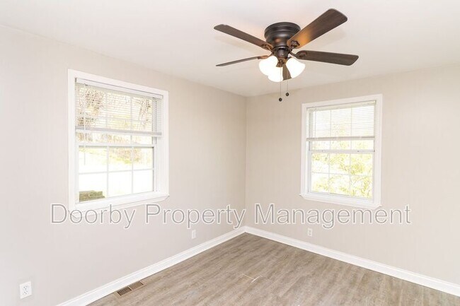 Building Photo - 727 Talley Rd