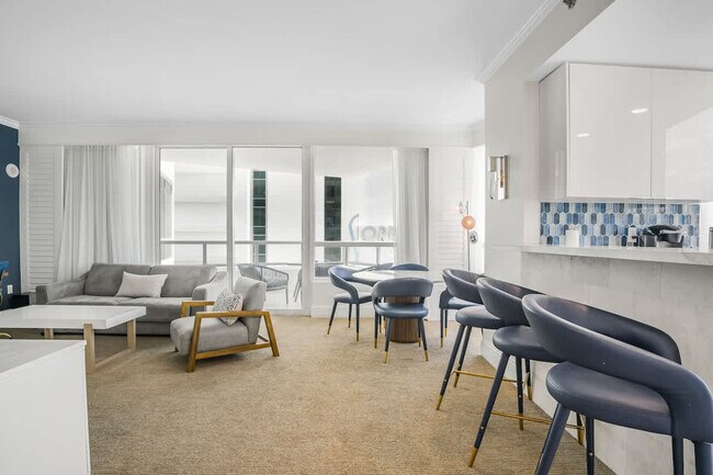 Building Photo - 4401 Collins Ave