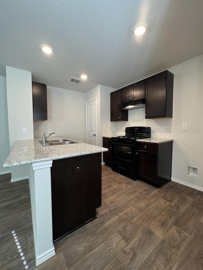 Building Photo - 15315 Shortwing