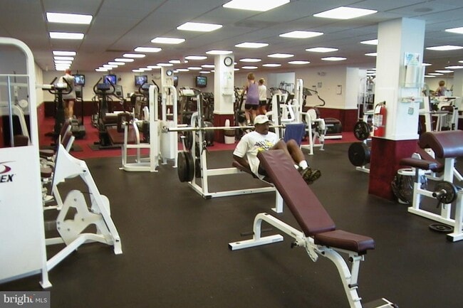 Building Photo - 7246 Cherwell Ln