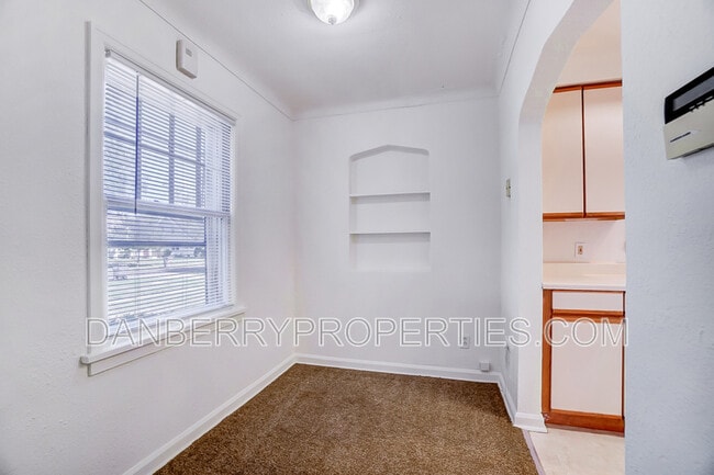 Building Photo - 1132 Brookley Blvd