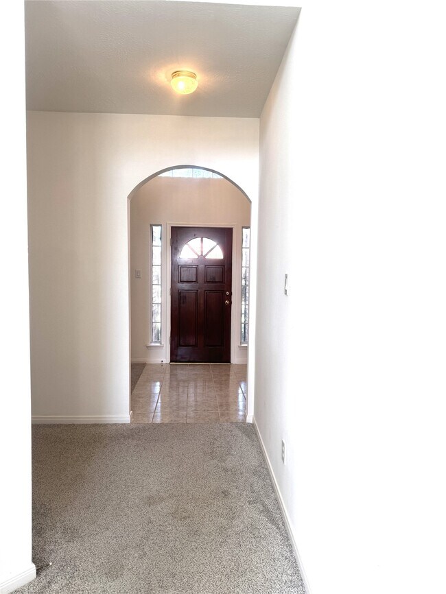 Building Photo - 6611 Sunrise Valley Ln