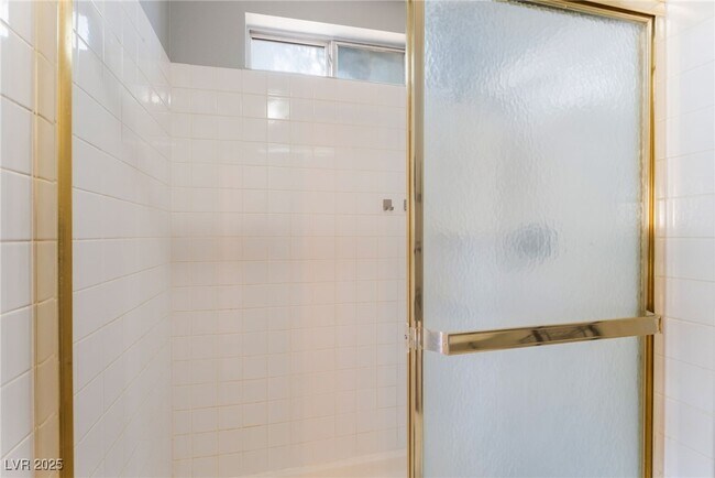 Building Photo - 6913 W Quail Hollow Dr